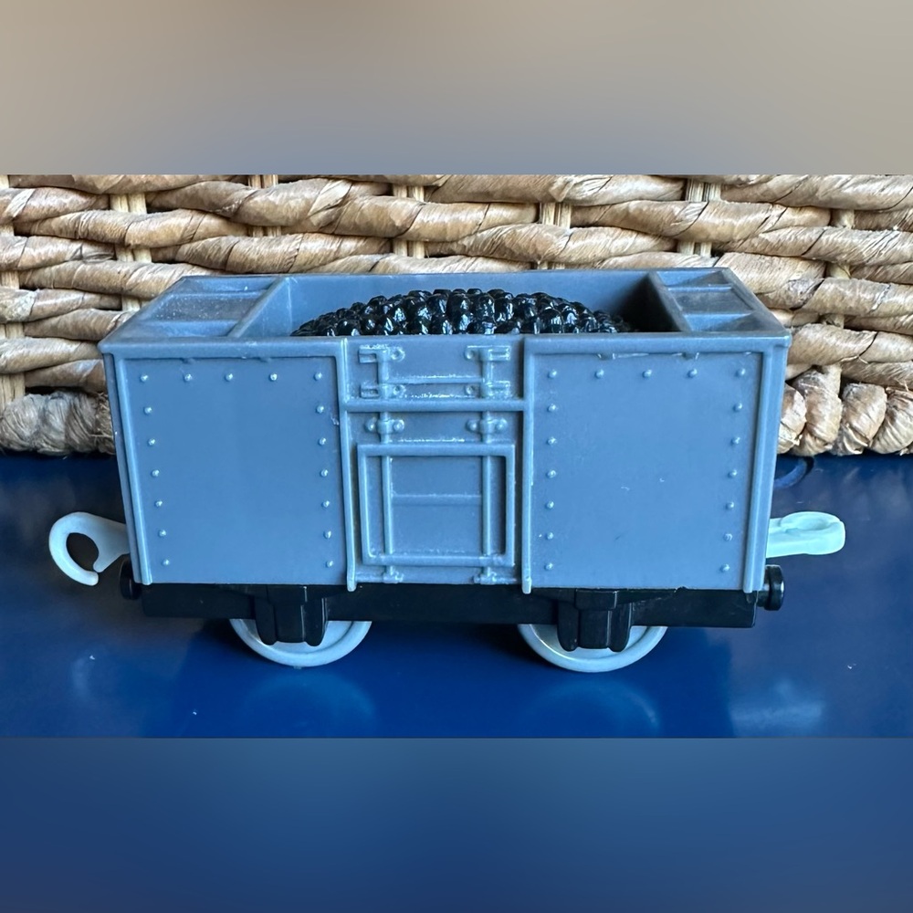 Thomas & Friends Grey Flip-Door Coal Train Car/Tender